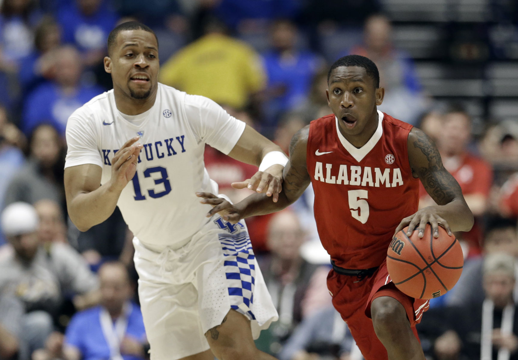 Justin Coleman, Isaiah Briscoe